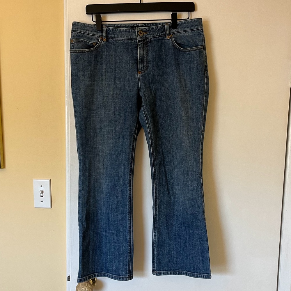 THEORY cropped jeans - size 12 - EUC